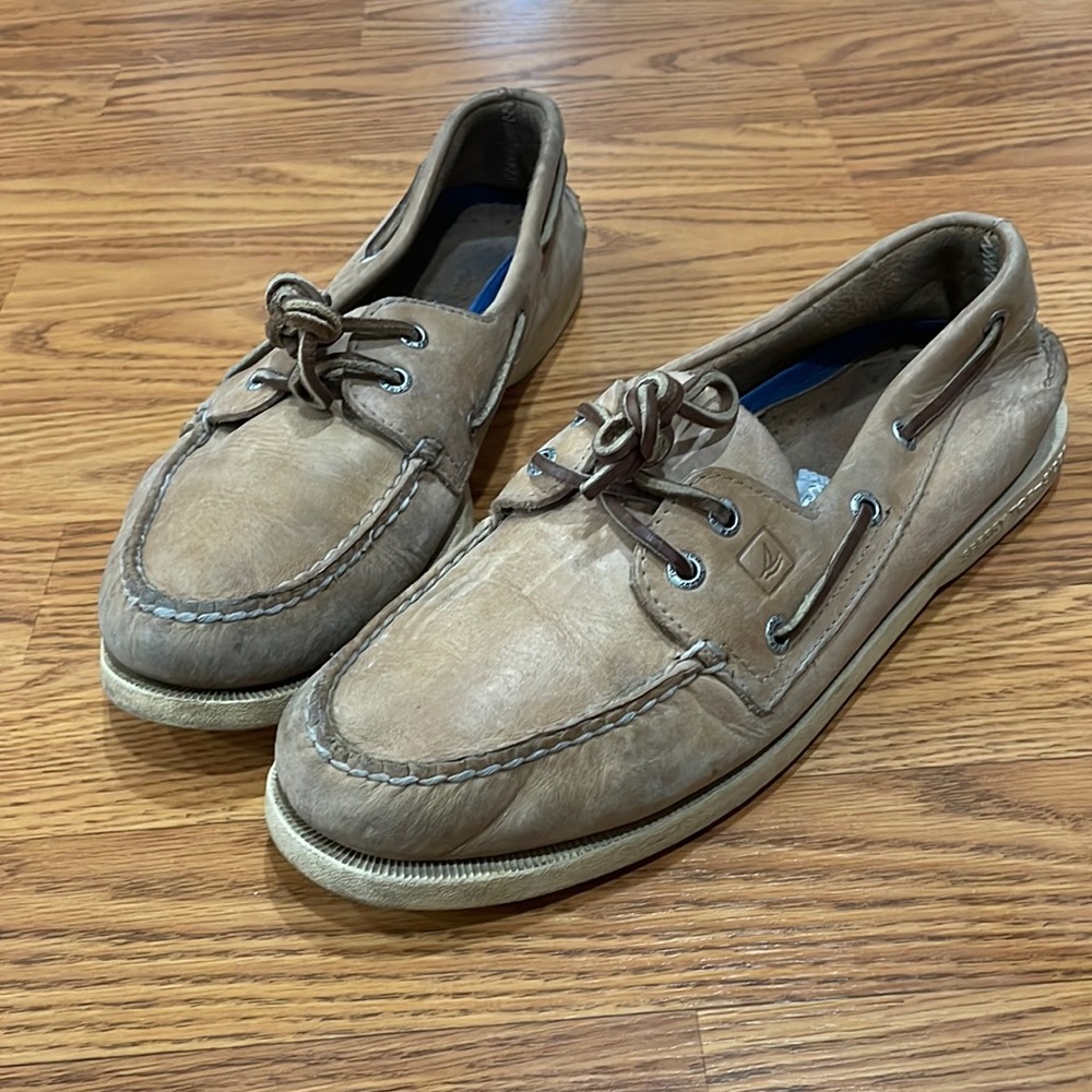 Sperry Top-Sider Men’s Authentic Original Boat Shoe (9)